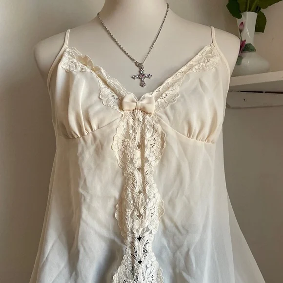 Vintage Cream Bow-Back Top